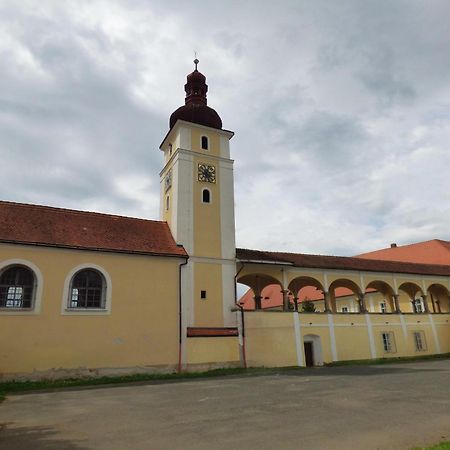 Penzion Nove Dvory Kutná Hora Exterior foto